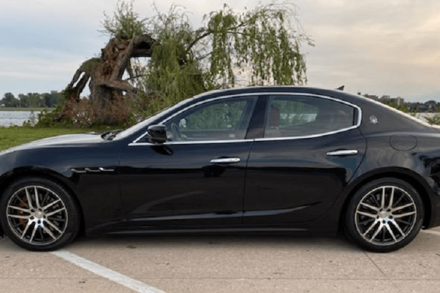 Black Maserati Ghibli